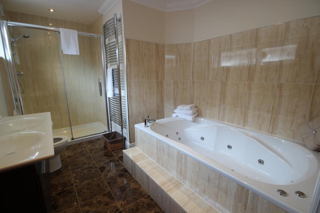 Westcourt Bed & Breakfast Fort William Ruang foto