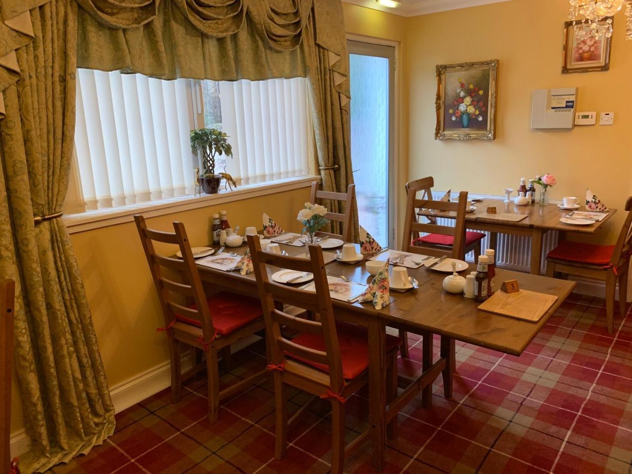 Westcourt Bed & Breakfast Fort William Bagian luar foto